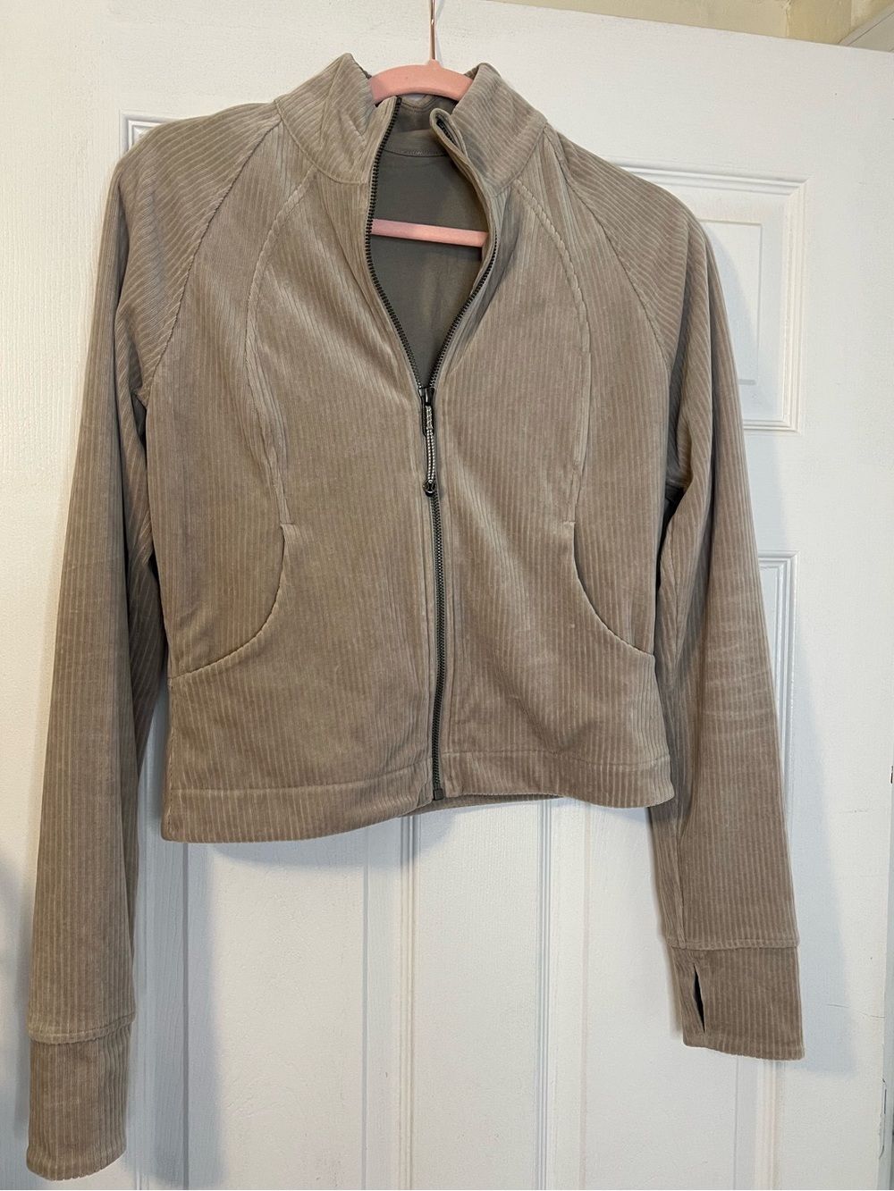 #122 Lululemon Scuba Track Jacket Velvet Cord Riverstone Sz 6 EUC Soft RibZip Up - Picture 1 of 5